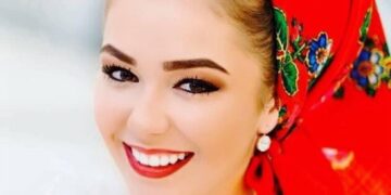 Vedeta de mică, profa de mate Dana Jurjut, în concertul caritabil de colinde  de la Filarmonica