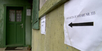 Secție de vot amenajată în casa unui localnic