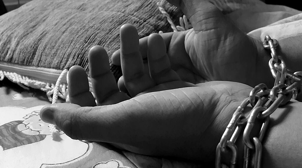 Modificări semnificative ale Codului Penal : noi reglementări împotriva traficului de persoane, minori și proxenetism