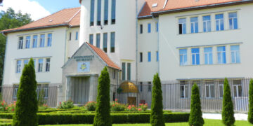 Topul Metarankingului Universitar 2024. U Oradea urca patru poziții. Ce spune rectorul Constantin Bungău