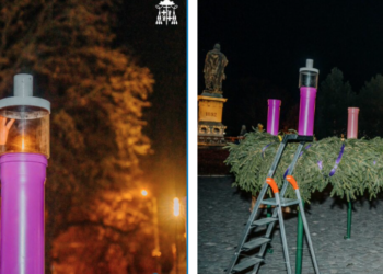 S-a aprins prima lumina pe coroana de Advent ridicată în fața Catedralei Romano-Catolice din Oradea