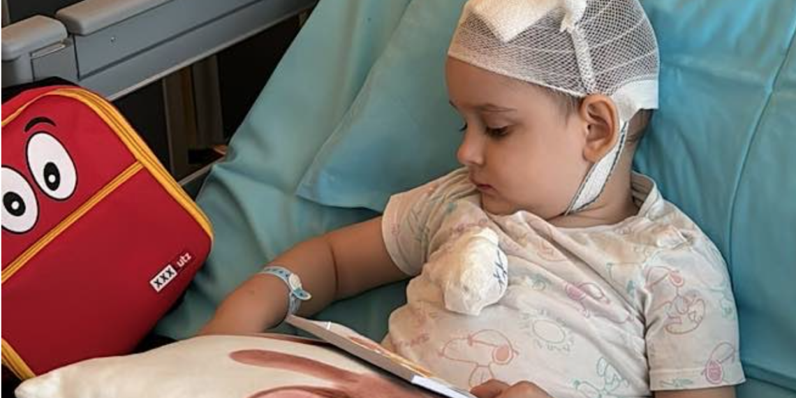 O familie din Lugasu de Jos lupta pentru viață micuțului Marc-Petru care are o tumoare cerebrala. Concert de colinde pentru tratamentul care durează doi ani