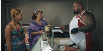 Sandu Lungu: sunt teroristul satului, de meserie măcelar, morocănos și care împarte pumni și palme prin oraș