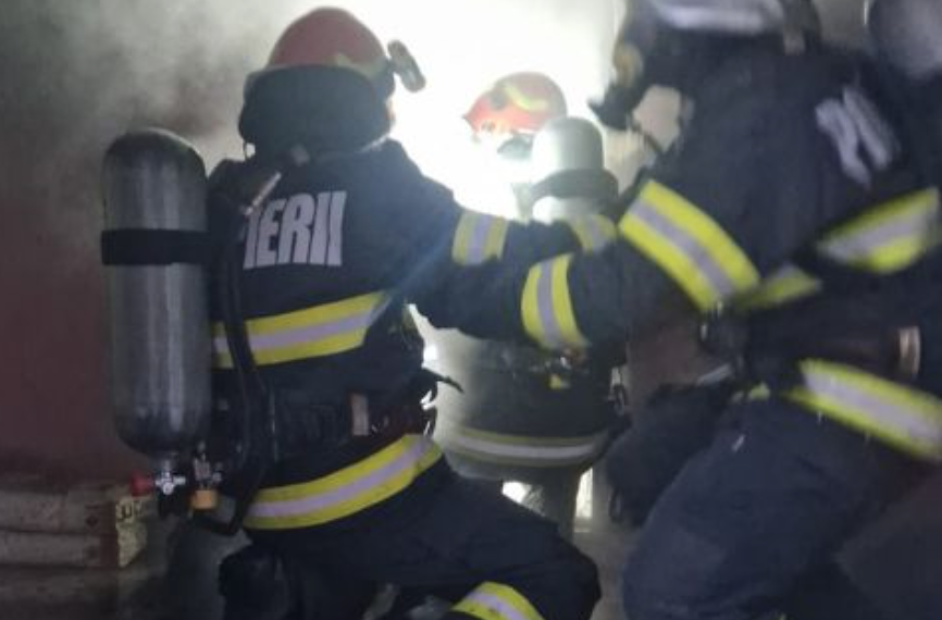 Un bărbat de 70 de ani din Lunca, mort în aceasta dimineață, în casa, în flăcări