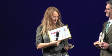 Voluntarul Anului 2024 este beiuseanca Alexandra Lukacs