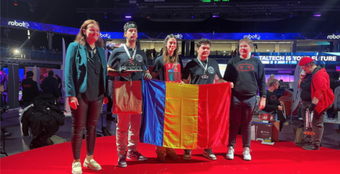 Performanta extraordinara a orădenilor la cel mai mare festival din Europa dedicat roboticii. RoboManiacs excelează la Sumo Mega