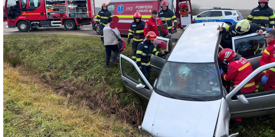 Accident cu șofer încarcerat