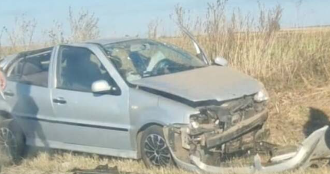 S-au rostogolit cu mașina, iar mama șoferiței de 21 de ani a murit în accident pe drumul Salard-Cauceu