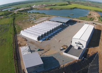 Firma care tratează gunoaiele orădenilor după ce a câștigat contractul sublicitand, șantajează CJ Bihor. Dacă CJ nu creste tariful pleacă din afacere