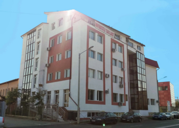 Se înființează o noua universitate privata. 50 de doctori vor preda acolo