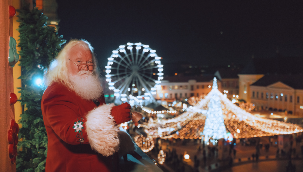 Moș Crăciun vine luni, 23 decembrie, în Târgul de Crăciun Oradea