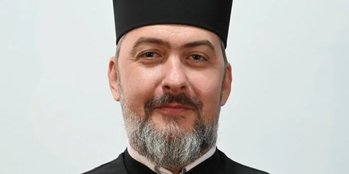 Noul Protopop al Oradiei e preotul alesdean Călin-Dănuț Ioniță. Numele fostului protopop e asociat cu dosarul în care se făceau dezvăluiri despre homosexualitatea din cadrul Bisericii