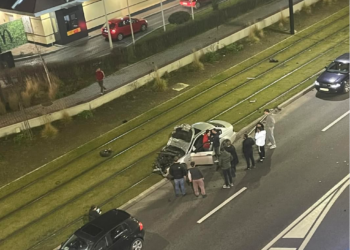 UPDATE. Accident în Nufărul, langa Mc Donalds. Doi oameni la spital