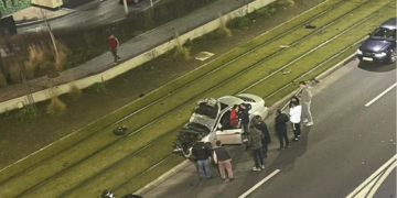 UPDATE. Accident în Nufărul, langa Mc Donalds. Doi oameni la spital