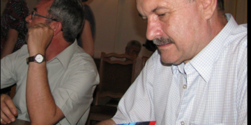 Profesorul care reînvie tradiția salonului literar la Oradea