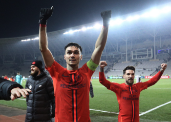 Ce fotbalist a dat Cociuba Mare. Adrian Șut, omul meciului în Europa League. Cu ochii în lacrimi :„Am reuşit să îl fac mândru încă o dată!”