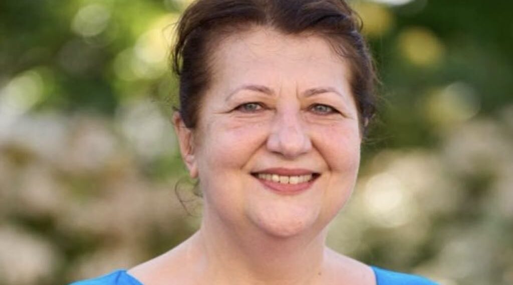 Doctorul care a vrut sa fie avocat, în galeria de elita a medicilor la care orice bihorean vrea sa ajungă. Au câștigat increderea paciențiilor. Întorși la Oradea din marile clinici din Europa