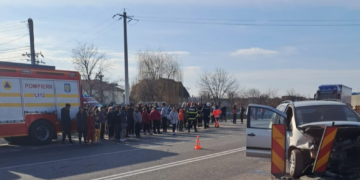 Accident pe centura Alesd. O femeie și un bărbat, la spital