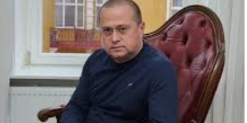 INTERVIU cu avocatul RAZVAN DOSEANU: Dacă vrei să fii în top, trebuie să înveți să fii înjurat și trebuie să ai rezistență mare la stres. M-am obișnuit să mi se spună ”avocatul Diavolului”, ”avocatul corupților” sau mai nou ”Tata drogurilor”
