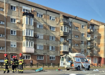 Grav accident cu o ambulantă în misiune în zona Cantemir