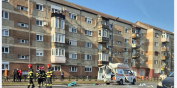 Grav accident cu o ambulantă în misiune în zona Cantemir