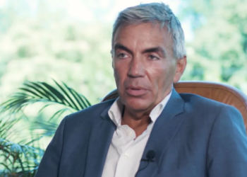 Ilie Bolojan l-a numit pe Dragoş Anastasiu consilier onorific pentru relaţia cu mediul de afaceri 