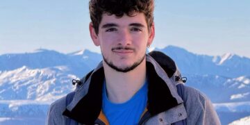 Alex Trandafir: o poveste despre îmbinarea muncii cu pasiunea și aplicabilitatea studiilor din străinătate