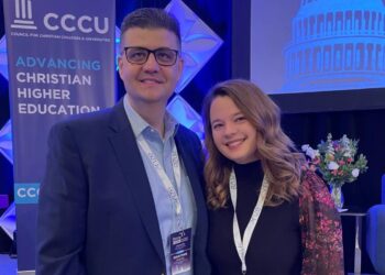 Lois Văduva, Annamaria Balla și Mirjam Somogyi, profesoare la UEO  au câștigat prestigiosul grant CCCU pentru un proiect inovator