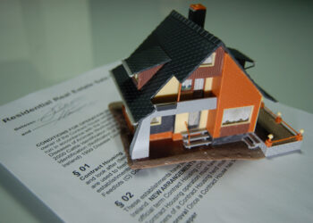 Dispoziții din Legea privind exproprierea pentru cauză de utilitate publice declarate neconstituționale