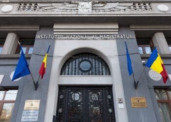 Numărul candidaților respinși la interviul de admitere la INM s-a înjumătățit după contestații