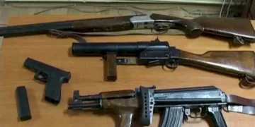 Judecătoria Beiuș a dispus condamnarea în cazul unui inculpat acuzat de deținerea ilegală de arme  