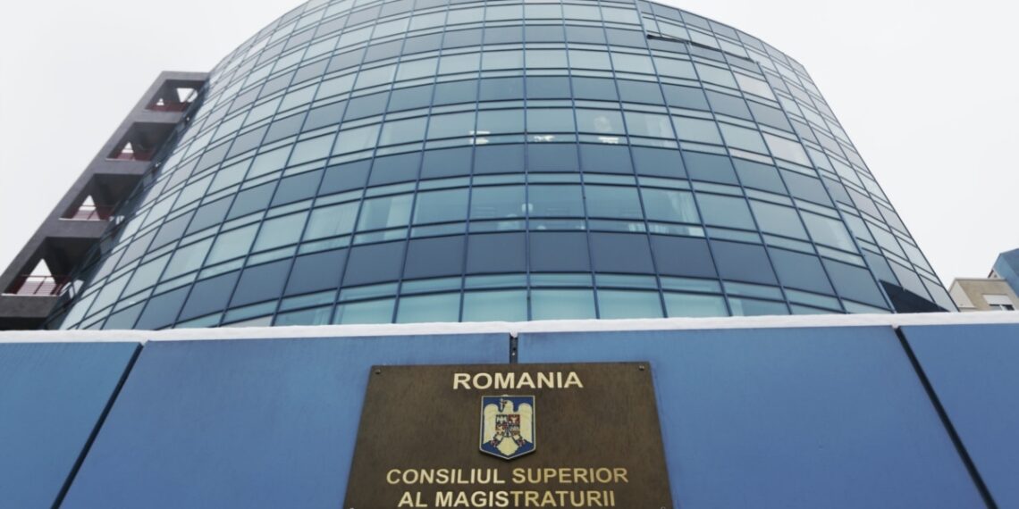 CSM propune menținerea duratei de 2 ani a cursurilor INM până în 2027