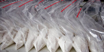 Tribunalul Bihor a dispus condamnarea unui inculpat pentru trafic de substanțe psihoactive