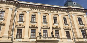 Condamnat pentru amenințare, furt și acces ilegal: răzbunarea unui inculpat asupra fostei sale partenere