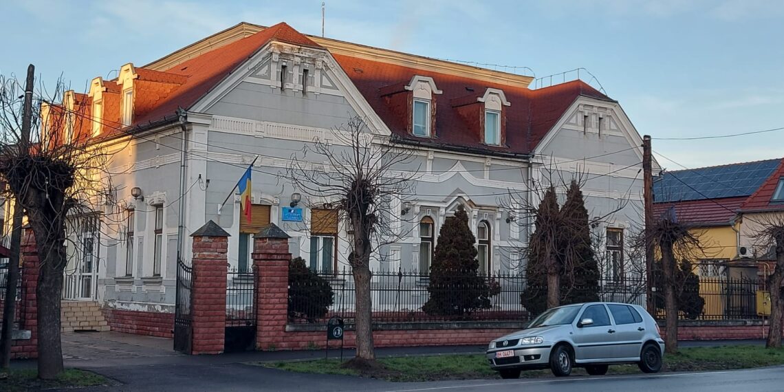 Recidivă periculoasă: Un bărbat din Tinca, arestat după noi amenințări la adresa unui polițist