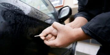 Actele de gelozie ce au costat un bărbat peste 2.000 de euro în daune materiale