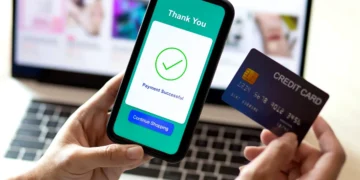 Nouă metodă de înșelăciune face ravagii înainte de Paște: călătorul aflat la ananghie