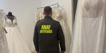 ANAF scoate la vânzare sute de rochii de mireasă confiscate în Oradea