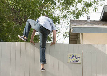 EVADARE ȘI CONDAMNARE: Minor prins și trimis 2 ani la un centru educativ