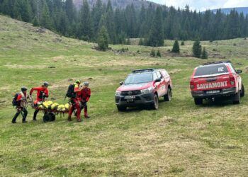 Salvatori în alertă: accident și turiști blocați pe traseu, într-un weekend plin pentru Salvamont Bihor