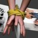 România se confruntă cu un nou val de victime ale traficului de persoane: creștere de peste 35% în 2024