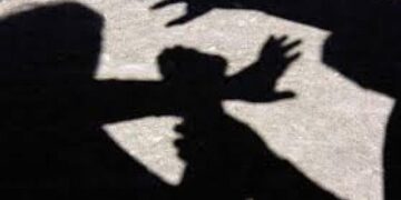 Obținerea codului de deblocare sub constrângere: șantaj sau act subsecvent tâlhăriei | Practică neunitară