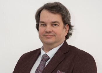 INTERVIU cu Decanul Facultății de Drept din Oradea, av. Miheș Cristian: „fiecare coleg este important, fiecare student este esențial”