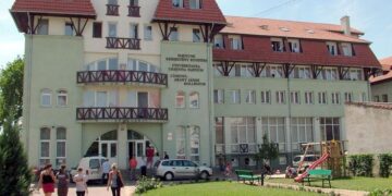 O Universitate din Oradea taie din programele de studiu
