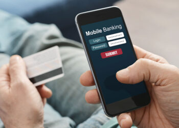 Iubire online, transferuri offline: bărbat găsit vinovat de fraudă după o despărțire tensionată