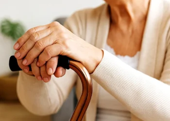 La 82 de ani implicată într-o rețea de trafic de droguri