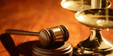 Elementele constitutive ale infracțiunii de ultraj prin amenințare | Decizii relevante