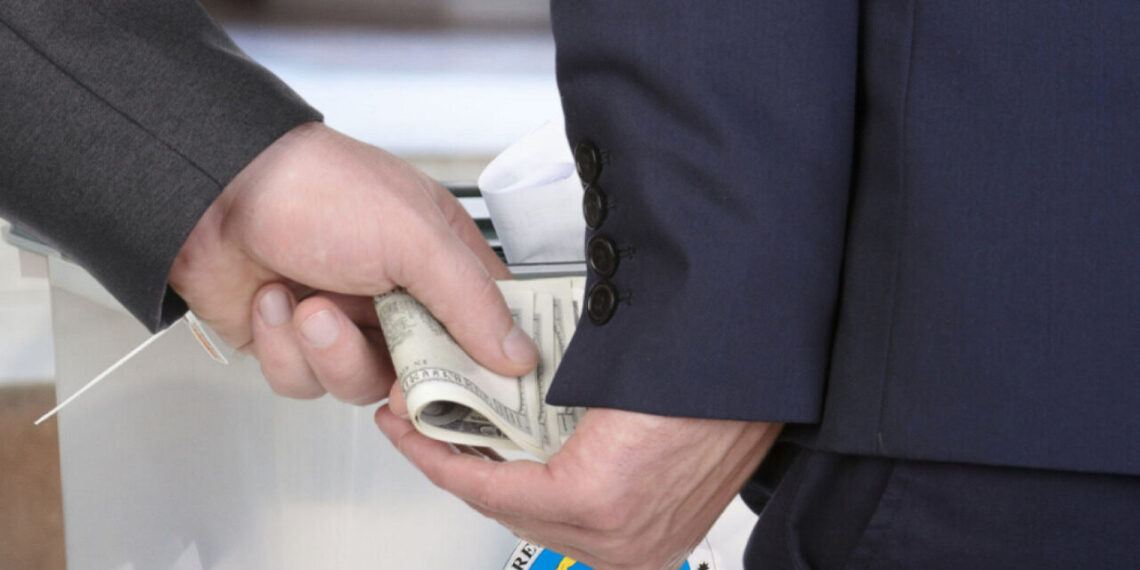 Prejudiciu de peste 660.000 de lei în BIHOR: casierie fraudată și bunuri vândute ilegal