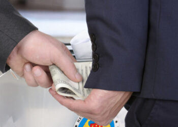 Prejudiciu de peste 660.000 de lei în BIHOR:  casierie fraudată și bunuri vândute ilegal