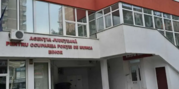 Autobuzul turistic revine pe traseu în weekendul 21–22 iunie, în Oradea